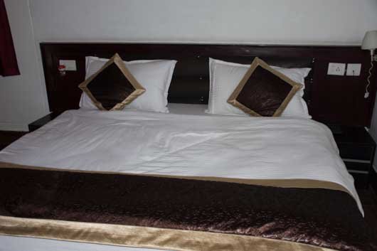 hotel in bhimtal, bizarexpedition, bhimtal, Hotel Sapphire Inn